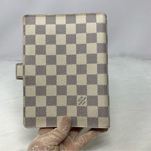Load image into Gallery viewer, 399 Pre Owned Authentic Louis Vuitton Damier Azur Ring Agenda MM COVER SP1131
