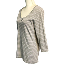 Load image into Gallery viewer, Pre-owned Eddie Bauer Women&#39;s Loose Fit V Neck 3/4 Sleeve Stripes Shirt Comfy Top Medium