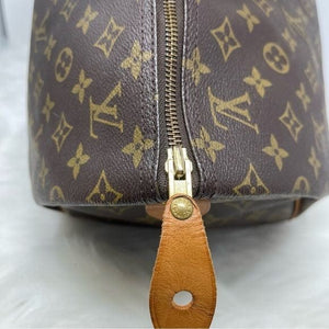 434 Pre Owned Authentic Louis Vuitton Monogram Speedy 40 Travel Handbag MB9001