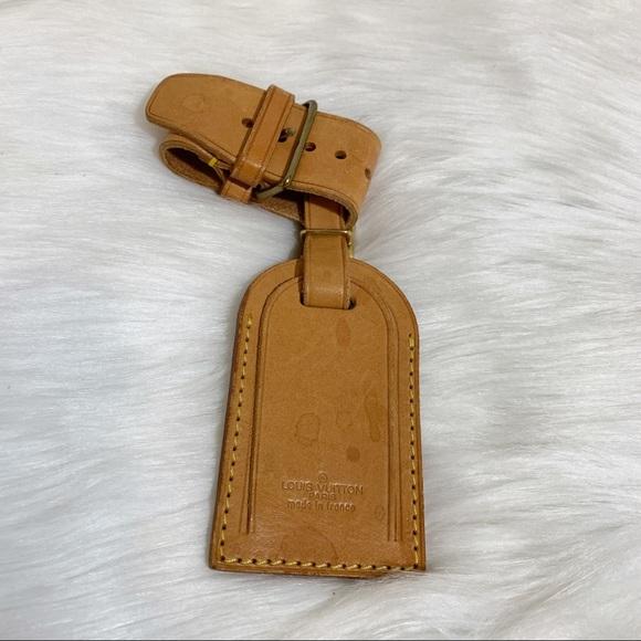 Pre-Owned Authentic Louis Vuitton Leather Name Tag (002